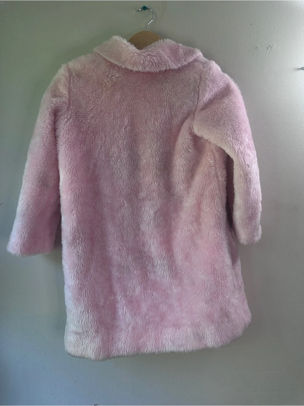 The Unbranded Brand soft pink